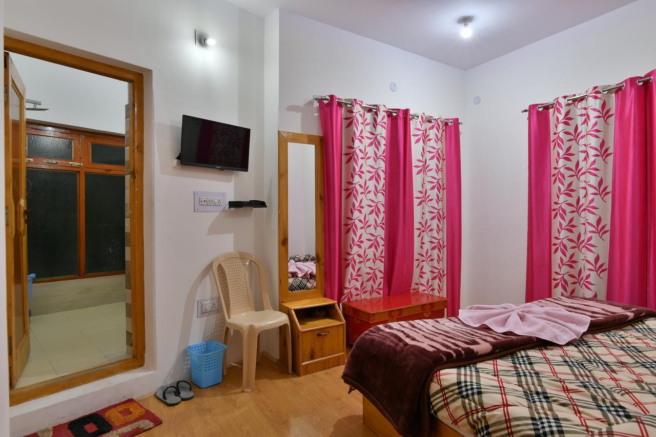 Lhachik Guest House เลห์ ภายนอก รูปภาพ